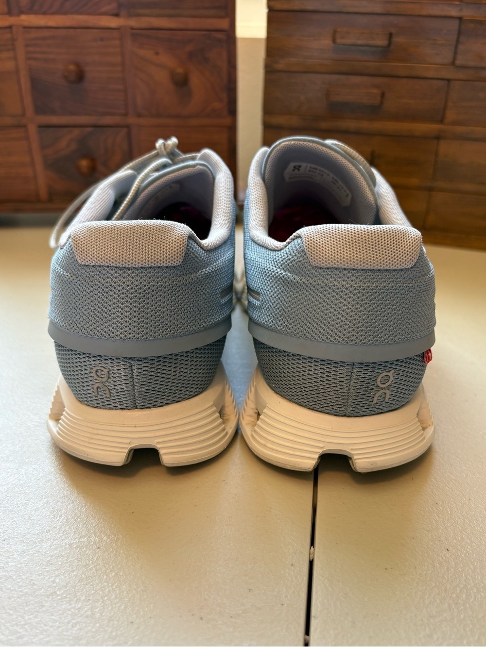 On cloud 6 men’s blue white running shoes size 13 - Picture 4 of 8